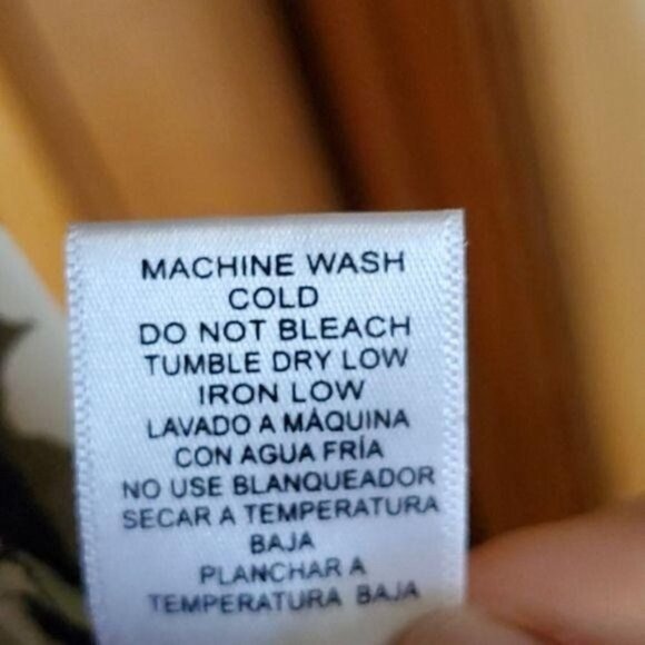 Love Tree Beautiful Black Colorful Sheer Floral Sz S (XL?) Shawl - Picture 8 of 12